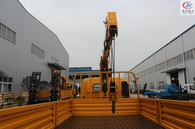 南安隨車吊采購指南 渠道、選擇與注意事項